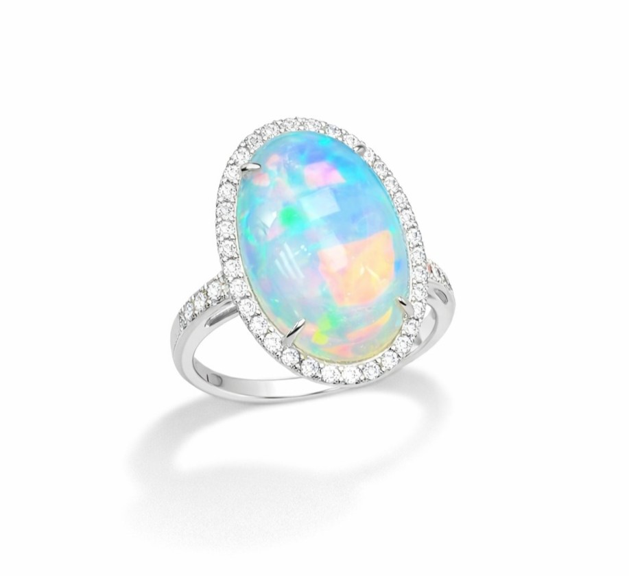Australian opal ring in 14K gold